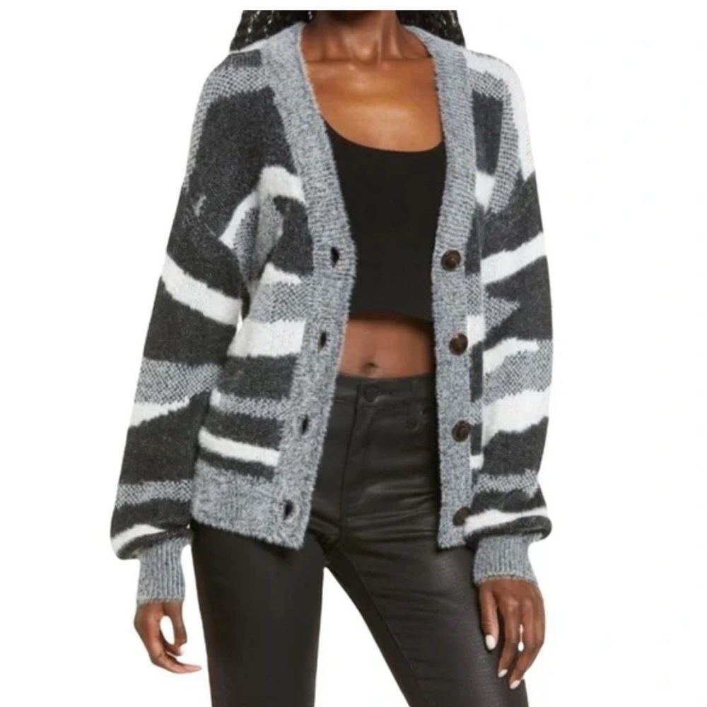 Leith cardigan V-neck Button Front Knitted sweater sz S